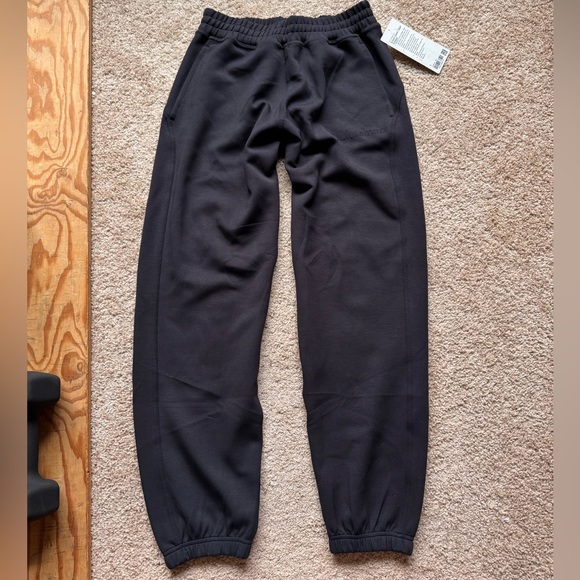 Lululemon Athletica Smooth Spacer Jogger Emboss
